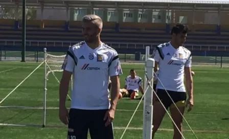 Gignac presume nuevo look en práctica de Tigres