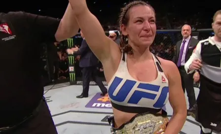 Miesha Tate es nueva Campeona tras 'dormir' a Holm