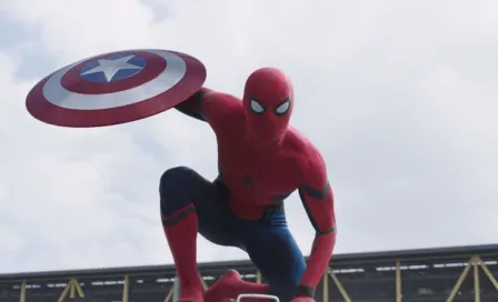 Spiderman aparece en trailer de Civil War