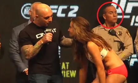 Guardia de seguridad se da 'taco de ojo' con Miesha Tate