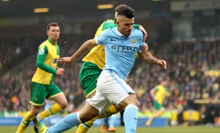 Man. City se 'despide' del título al empatar con Norwich