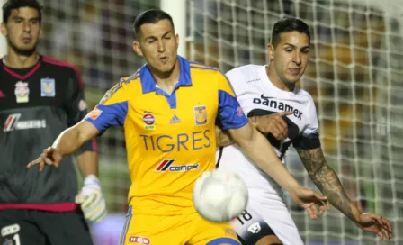 Tigres y Pumas protagonizan somnoliento empate