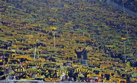 Muere aficionado del Borussia Dortmund en pleno estadio