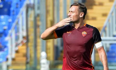 Totti se retiraría en el Real Madrid