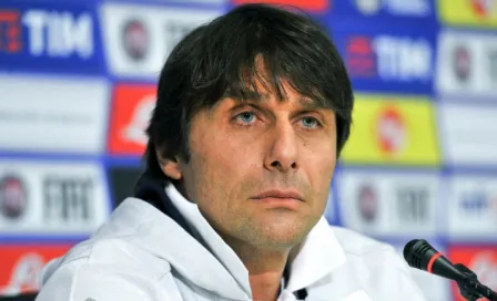 Conte niega haber dejado a Italia por Chelsea