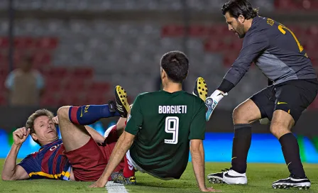 Imprimen mal nombre de Borgetti en camiseta de leyenda