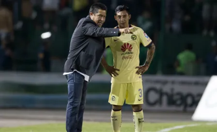 'El compromiso que tenemos todos es el campeonato': Ambriz 