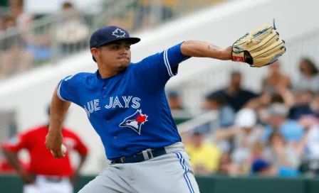 Osuna logra su primer salvamento de la temporada