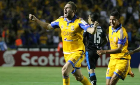 Francia 'sugiere' estatua para Gignac en Monterrey