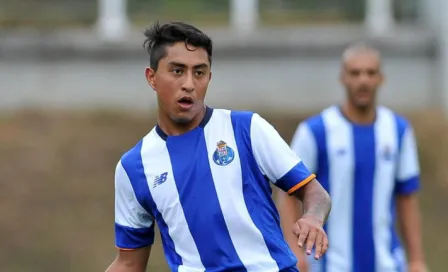 Omar Govea, expulsado en partido con el Porto B