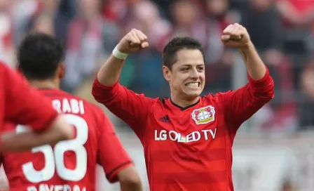 Chicharito, en once ideal de la J29 de Bundesliga