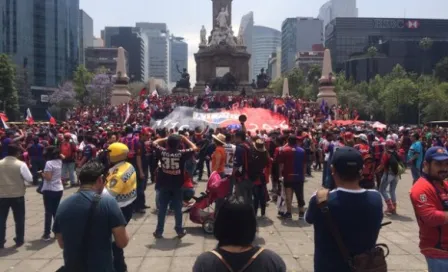 Atlantistas festejan Centenario en Ángel de la Independencia