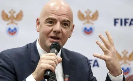 Infantino afirma que Qatar 2022 se jugará en invierno