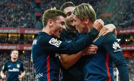 Atleti vence en San Mamés y mantiene presión al Barça