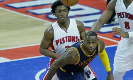 Cavs, a un partido de barrer la serie contra Detroit