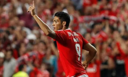 Raúl Jiménez entra de cambio y da el triunfo a Benfica 