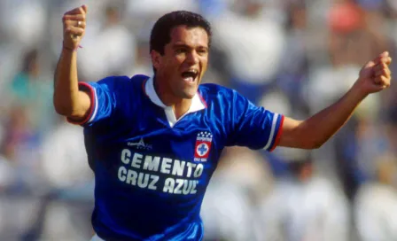 Carlos Hermosillo, el 'matón' del Estadio Azteca