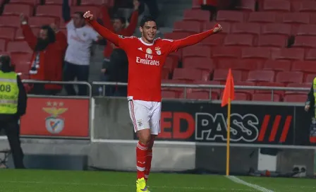 Jiménez pone a Benfica en la Final de la Copa de la Liga 