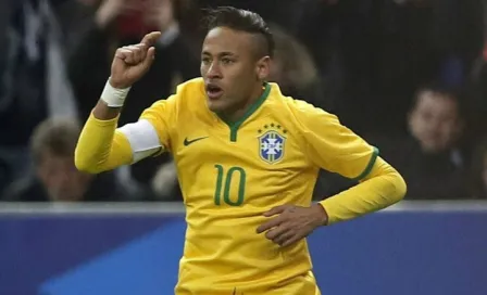 "Neymar jugando de espaldas, un desperdicio": Zico