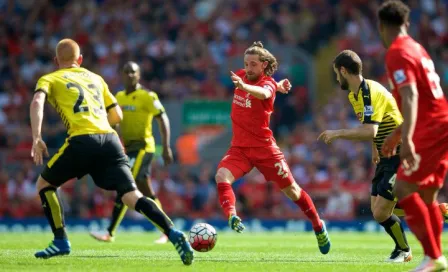 Liverpool vence al Watford y se afianza en media tabla