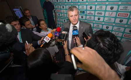 Davor Suker califica de extraordinario a Chicharito