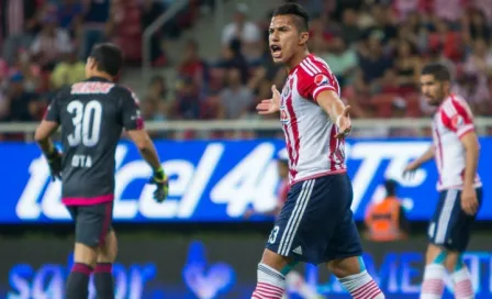 Chivas prolonga 'maldición' en casa contra América