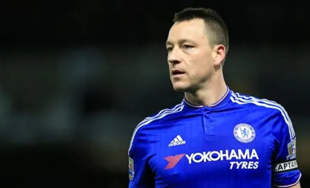 Chelsea ofrece 1 año más de contrato a Terry