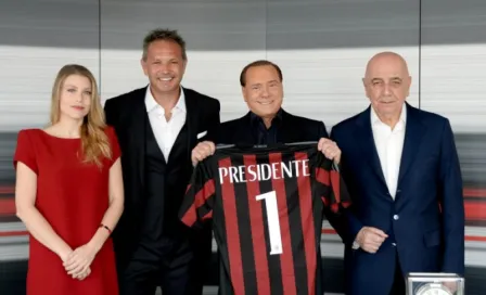 Berlusconi amenaza con no pagar a jugadores del Milan