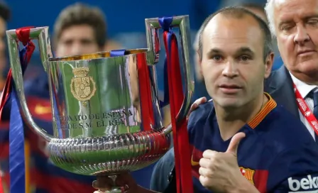 "Redondeamos una temporada magnífica": Iniesta