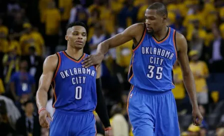 Durant lidera paliza de Thunder sobre Warriors