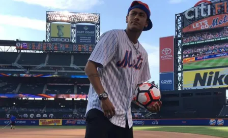 Neymar deslumbra en el estadio de los Mets