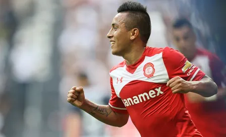 Christian Cueva deja a Toluca para reforzar Sao Paulo