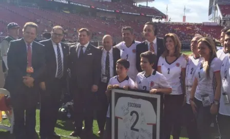 Andrés Escobar, homenajeado previo al EU-Colombia