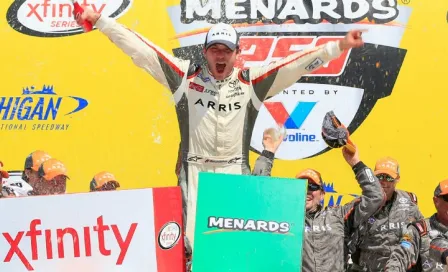 Daniel Suárez, primer mexicano en ganar carrera de NASCAR