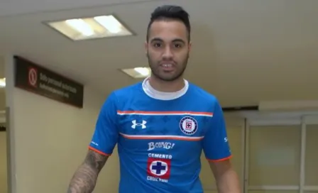 'Vengo por títulos a Cruz Azul': Julián Velázquez