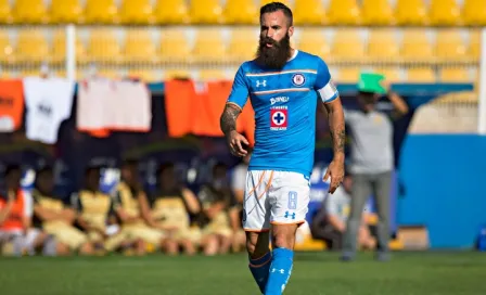 Cruz Azul no deja entrenar a Marc Crosas 