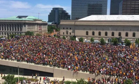 Cavs festejan título con más de 1 millón de fans