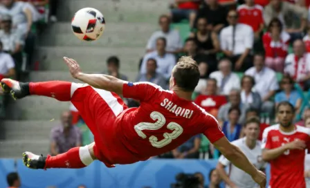 Shakira bromea y 'se adjudica' golazo de Shaqiri