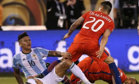 Rojo pierde la cabeza en la Final de Copa América