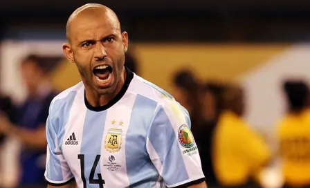  Mascherano también se habría retirado de su selección