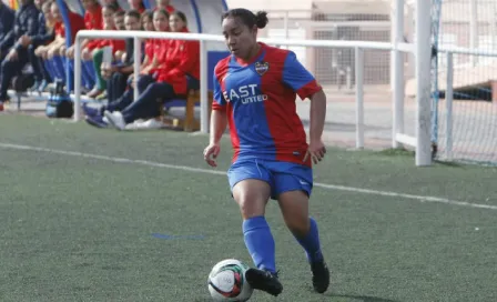 Charlyn Corral, en el 11 ideal femenil de La Liga