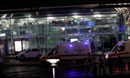 Explosiones en aeropuerto de Estambul dejan 10 muertos