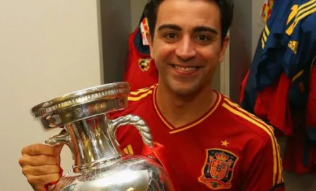 Xavi entregará trofeo al campeón de la Euro