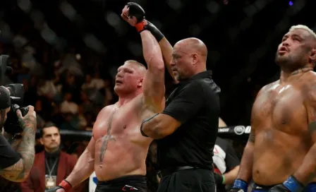 Brock Lesnar tiene un regreso triunfal a UFC