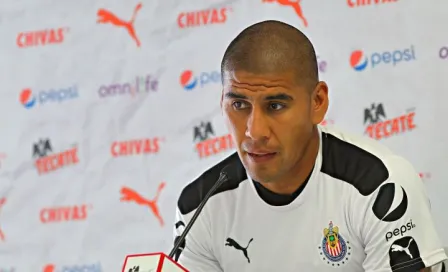 "No me siento un símbolo en Chivas": Salcido