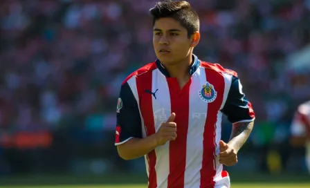 Chofis quiere dejar de ser promesa en Chivas