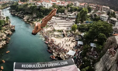 Paredes se mantiene segundo en los Red Bull Cliff Diving