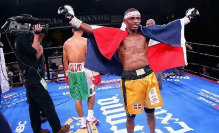 Boxeador dominicano denuncia robo de premio tras pelea