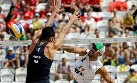 México vence a Italia en su debut en voleibol de playa