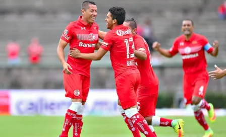 Toluca sorprende a Tuzos y conquista primera victoria en Liga